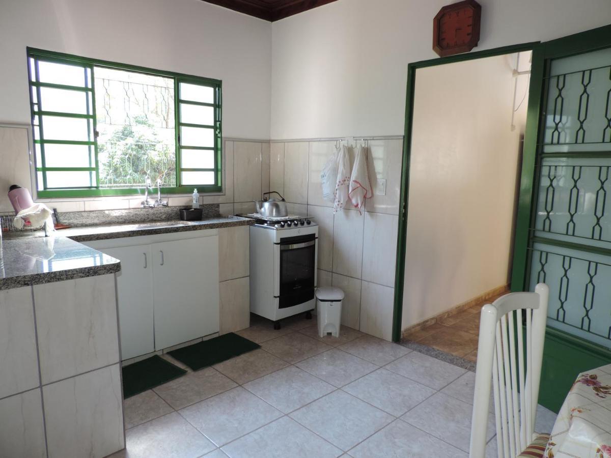 Villa Sítio Sebastião Pereira Jambeiro Exterior foto