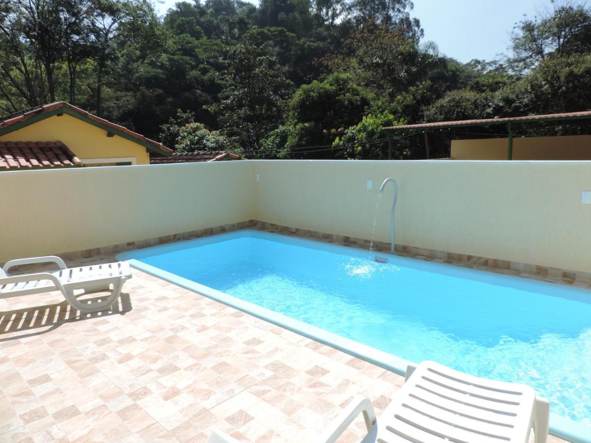 Villa Sítio Sebastião Pereira Jambeiro Exterior foto